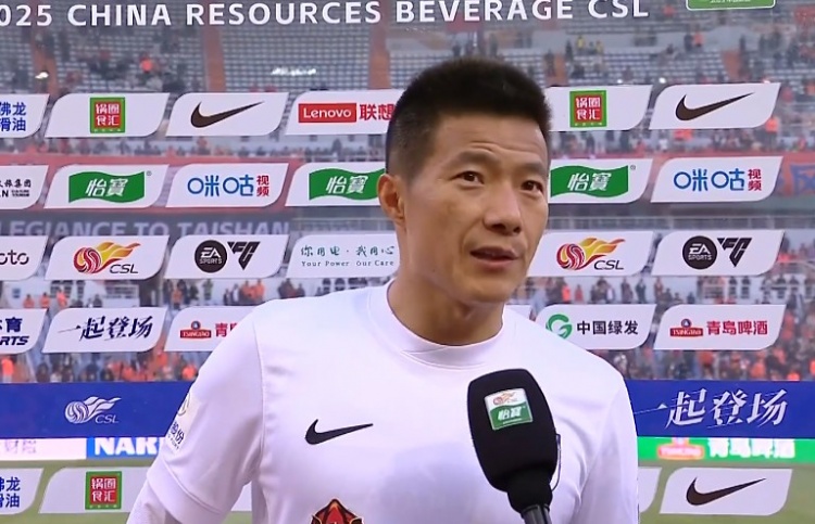吕鹏:被罚下一人打乱部署,需要提升整体传控和把握机会的能力